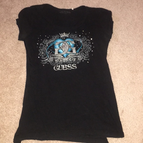 3 Black Short Sleeve Guess shirts - Picture 4 of 4